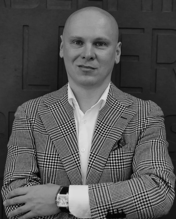 adw. dr Tomasz Gulla